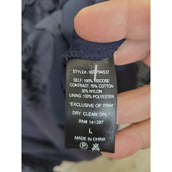 ASTR The Label Anastasia Navy Lace Detail Button-Front Bell Sleeve Dress Size L - Picture 6 of 6